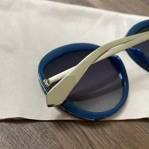 BVLGARI | Accessories | Bulgari Round Navy Blue Sunglasses  display picture 2